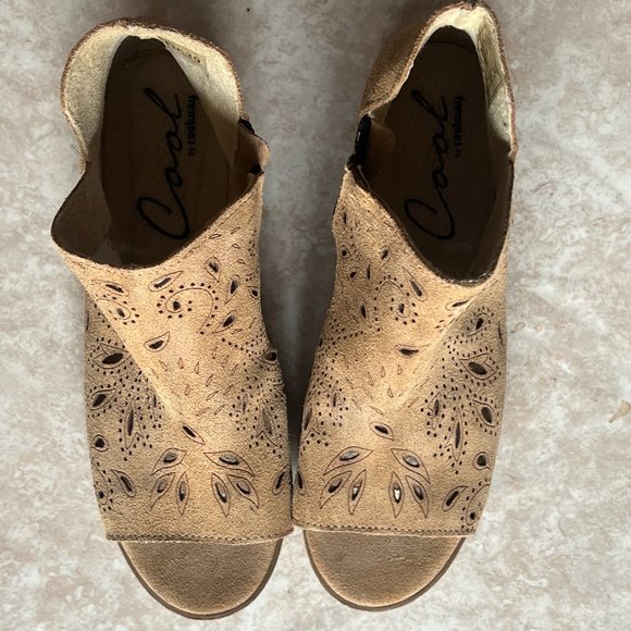 Coolway - Nelia Laser Cut Open Toe Bootie in tan (39/7.5) - Picture 2 of 4